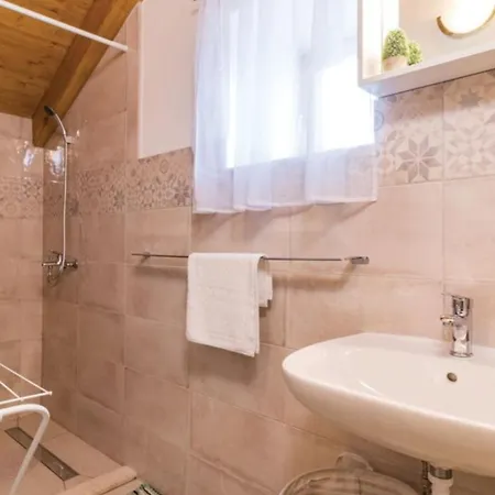 Villa Lukini Dvori By Guide