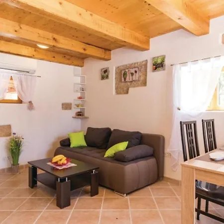 Villa Lukini Dvori By Guide *