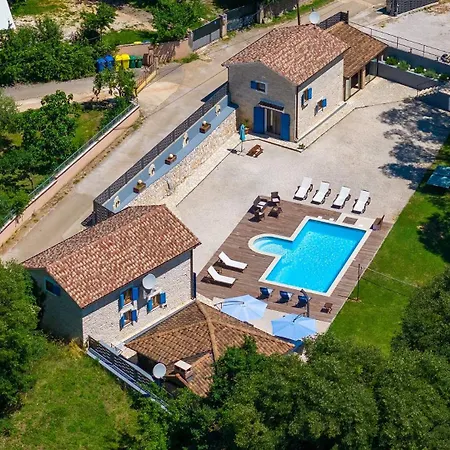 Villa Lukini Dvori By Guide *